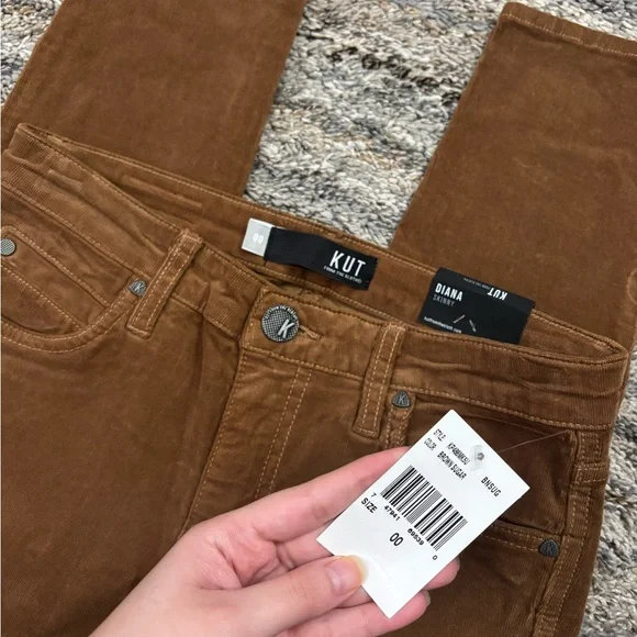 Kut From The Kloth Diana Corduroy Skinny Jeans Sz 00 NWTKUT Diana Skinny NEW-